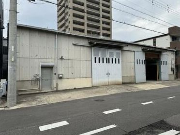 貸倉庫 名古屋市北区辻本通３丁目 鉄骨造1F:175m²（52.93坪）