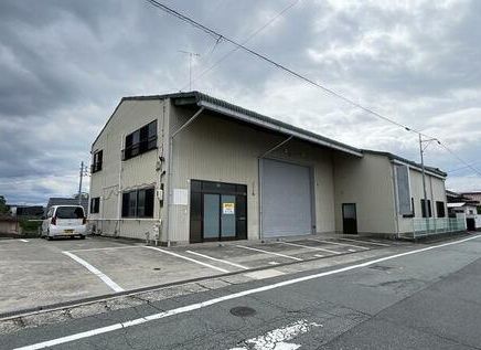 津市 城山３丁目(高茶屋駅) の貸倉庫