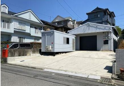豊明市 栄町西大根(中京競馬場前駅) の売倉庫
