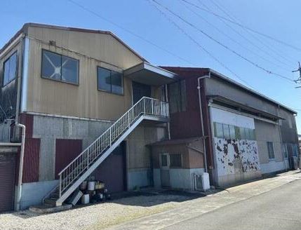 貸倉庫 小牧市小針１丁目 鉄骨造2F:140.51坪 クレーン付