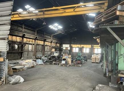 売倉庫 三重県桑名市 土地：389坪 鉄骨造2F：375坪 ホイストクレーン付