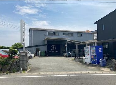 【貸工場】三重県津市雲出島貫町  土地：522坪 鉄骨造2F:165坪 ホイストクレーン付
