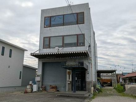 岐阜市 北一色９丁目(長森駅) の売倉庫