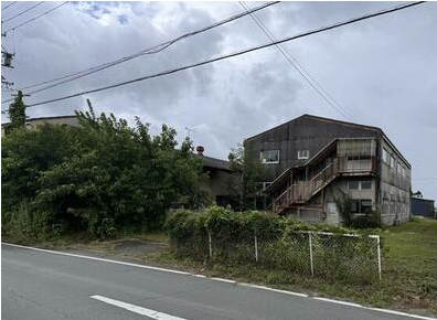 売工場 三重県松阪市八重田町  土地：657坪 鉄骨造2F：270坪