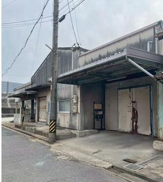 四日市市 富田一色町(近鉄富田駅) の売倉庫