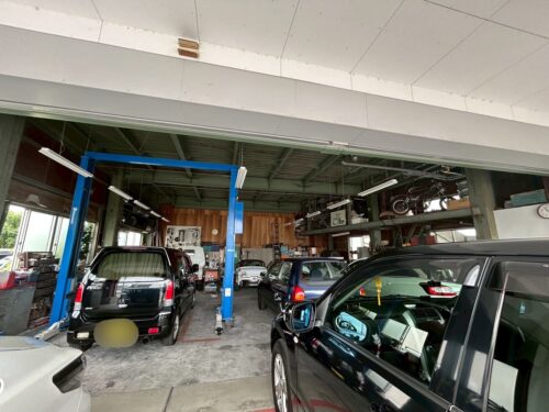 【貸工場】愛知県豊田市 自動車整備工場：約30坪 事務所：約５坪