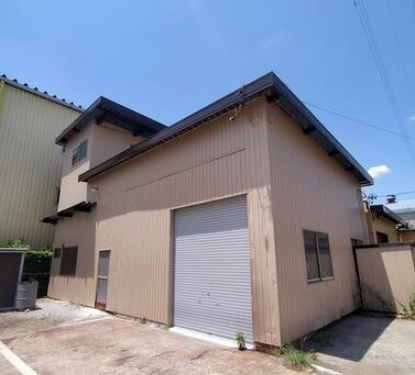 【貸倉庫】岡崎市合歓木町字渡嶋  鉄骨造2F：118.61m²（35.87坪）