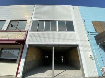 【貸倉庫】豊田市西岡町石畑  鉄骨造2F:112.20m²（33.94坪）