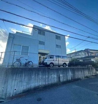 貸倉庫 日進市梅森台１丁目 鉄骨造4F：158.86坪 貨物用リフト 