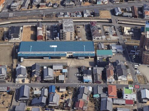 貸倉庫 一宮市（一宮IC：3.6km） 鉄骨造2F：2,127.82㎡（643.66坪）