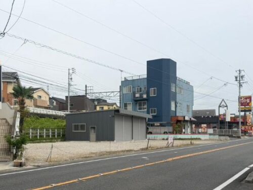 貸倉庫 東海市加木屋町 軽量鉄骨造1F:74.07㎡（22.40坪）