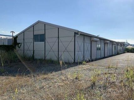 貸倉庫 小牧市大字本庄 軽量鉄骨造1F： 327.60㎡（99.09坪） 