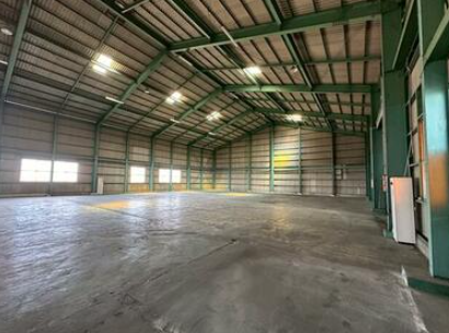 【貸倉庫】小牧市下小針中島３丁目 鉄骨造1F：1,345.45m²（406.99坪）