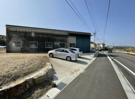 貸工場 三重県鈴鹿市三宅町 鉄骨造1F:72.20坪 2.8クレーン付