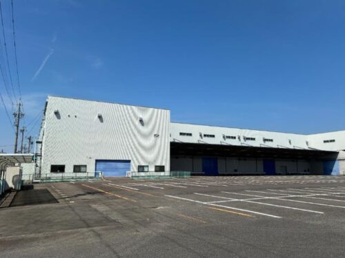貸倉庫 岩倉市八剱町 鉄骨造2F:3,982.99m²（1,204.85坪）