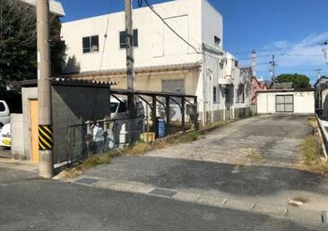 売工場 三重県津市寿町 土地：256坪 鉄骨造3F:264坪